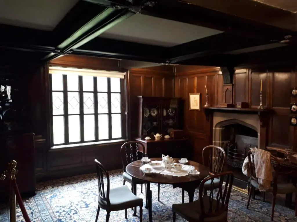  Withdrawing Room in Anne Lister's House was used for music and needlework