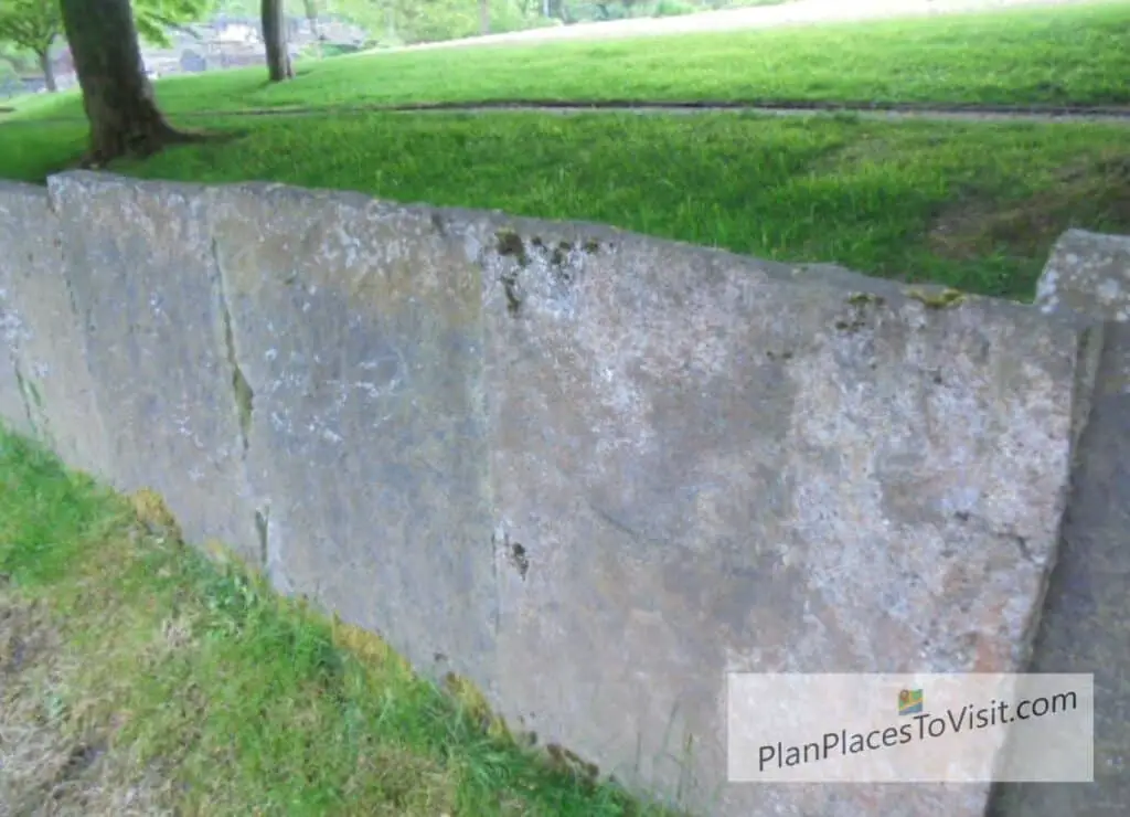 Slab Fence Dry Stone Wall at Shibden Park - Yorkshire Drystone Walling 