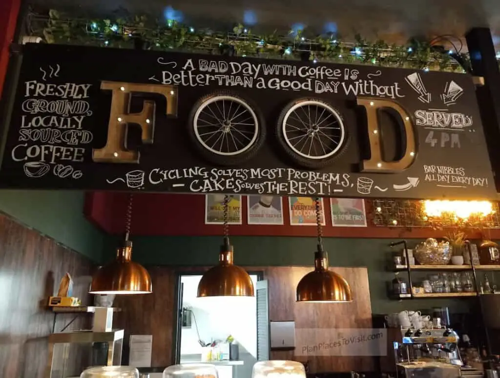 Mamil Bar Brighouse Serves Food, Coffee and cakes