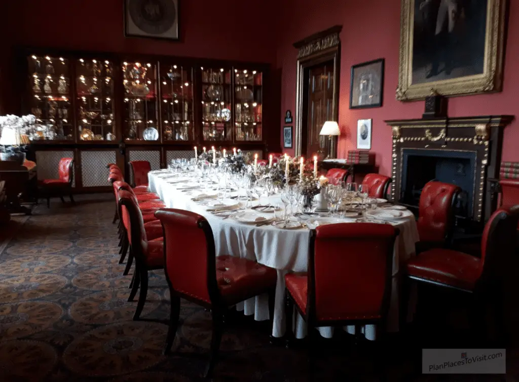 Wynyard Hall's Londonderry Restaurant Room